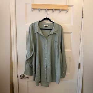 linen green shirt